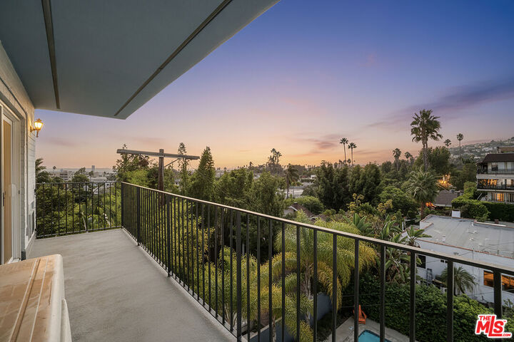 7560 Hollywood Blvd  Los Angeles CA 90046 photo