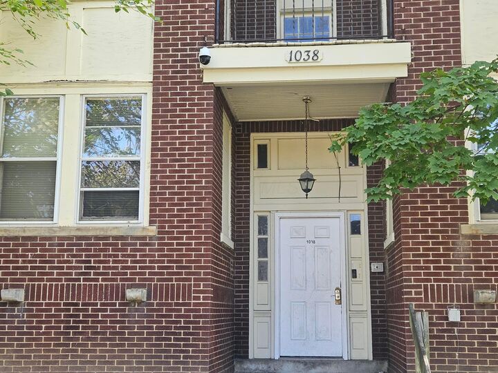 Property Photo: 1038 Lockbourne Road OH 43206