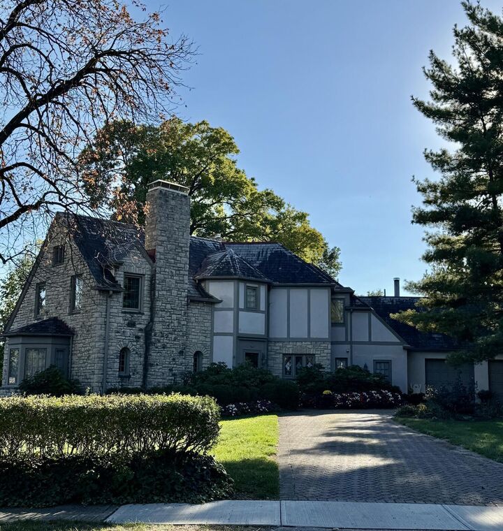 1741 Upper Chelsea Road  Columbus OH 43212 photo