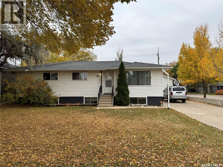 Property Photo:  2919 20th Street W  SK S7M 1C2