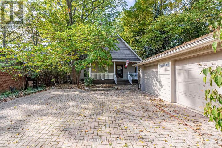 Photo de la propriété:  370 Hazel Avenue  ON N6H 3R6 