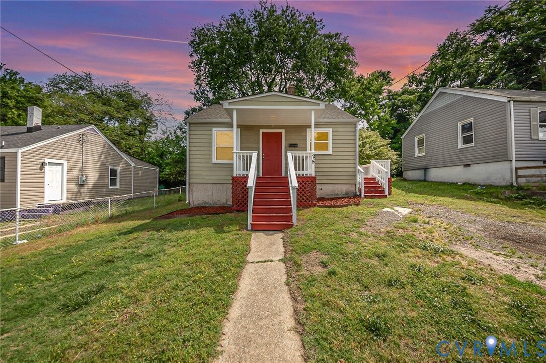 Property Photo: 25 Cherry Street VA 23803