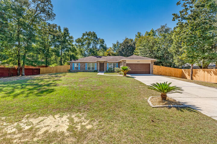 Property Photo:  3103 Lynn Drive  FL 32566