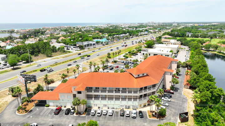Property Photo: 4507 Furling Lane 302 FL 32541