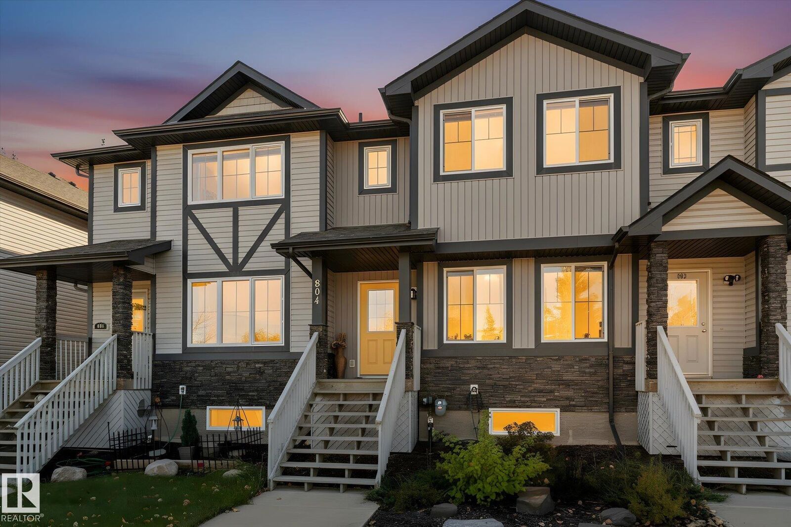 Property Photo:  804 McLeod Avenue  AB T7X 0M7 