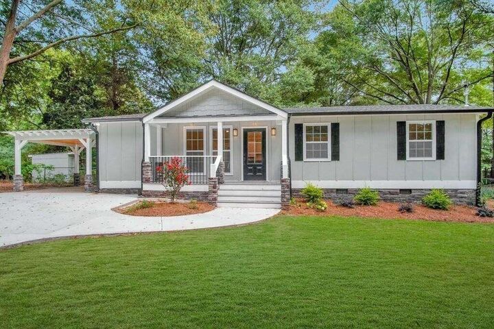 Property Photo:  2783 Mildred Place SE  GA 30080