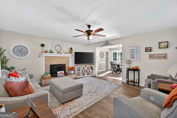 Property Photo:  1460 Twin Manor Drive  GA 30052