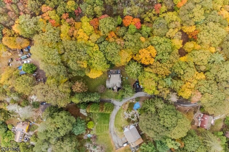 Property Photo:  199 Snake Den Rd  NJ 07465