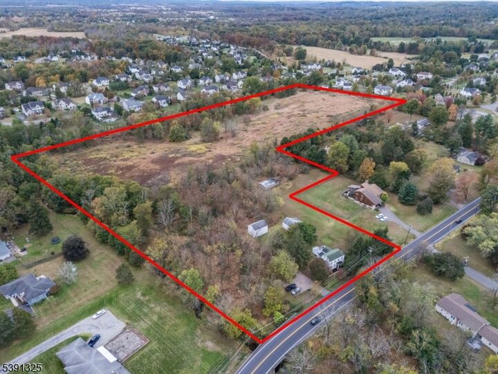 33 Sergeantsville Rd  Raritan Twp. NJ 08822 photo