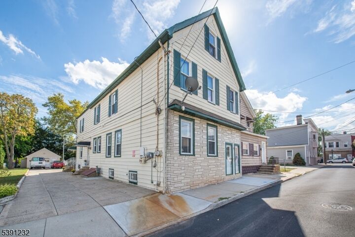 Property Photo: 4 Lefferts St NJ 07008