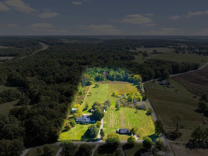 Property Photo:  1018 Alves Ferry Rd.  KY 42420 