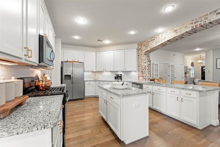 Property Photo: 18731 Pilot Knolls Drive TX 77433