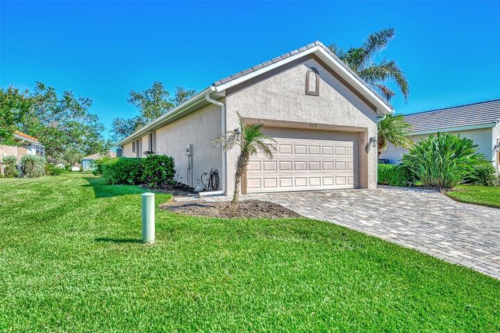 Property Photo: 3179 Osprey Lane FL 33953