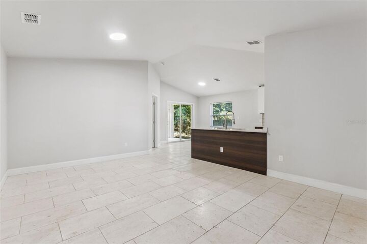 Property Photo: 1424 18th Street FL 32805