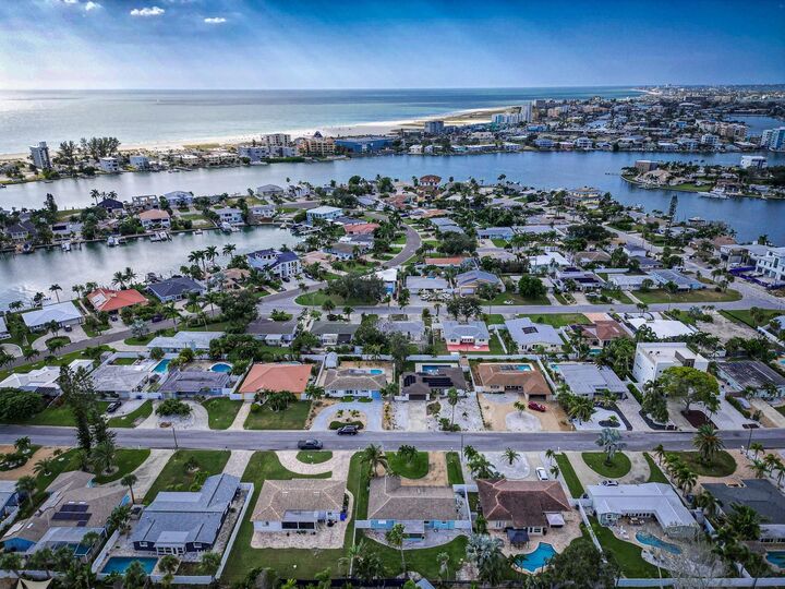 Property Photo: 10133 4th Street E FL 33706