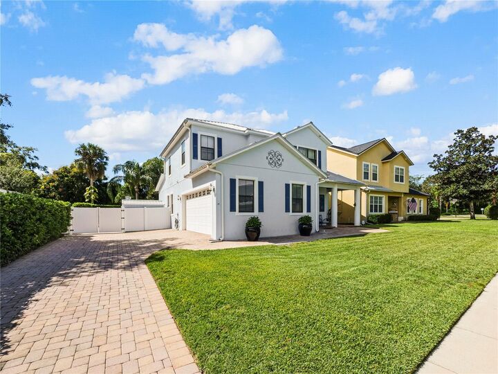 Property Photo:  200 Vine Street  FL 32765 