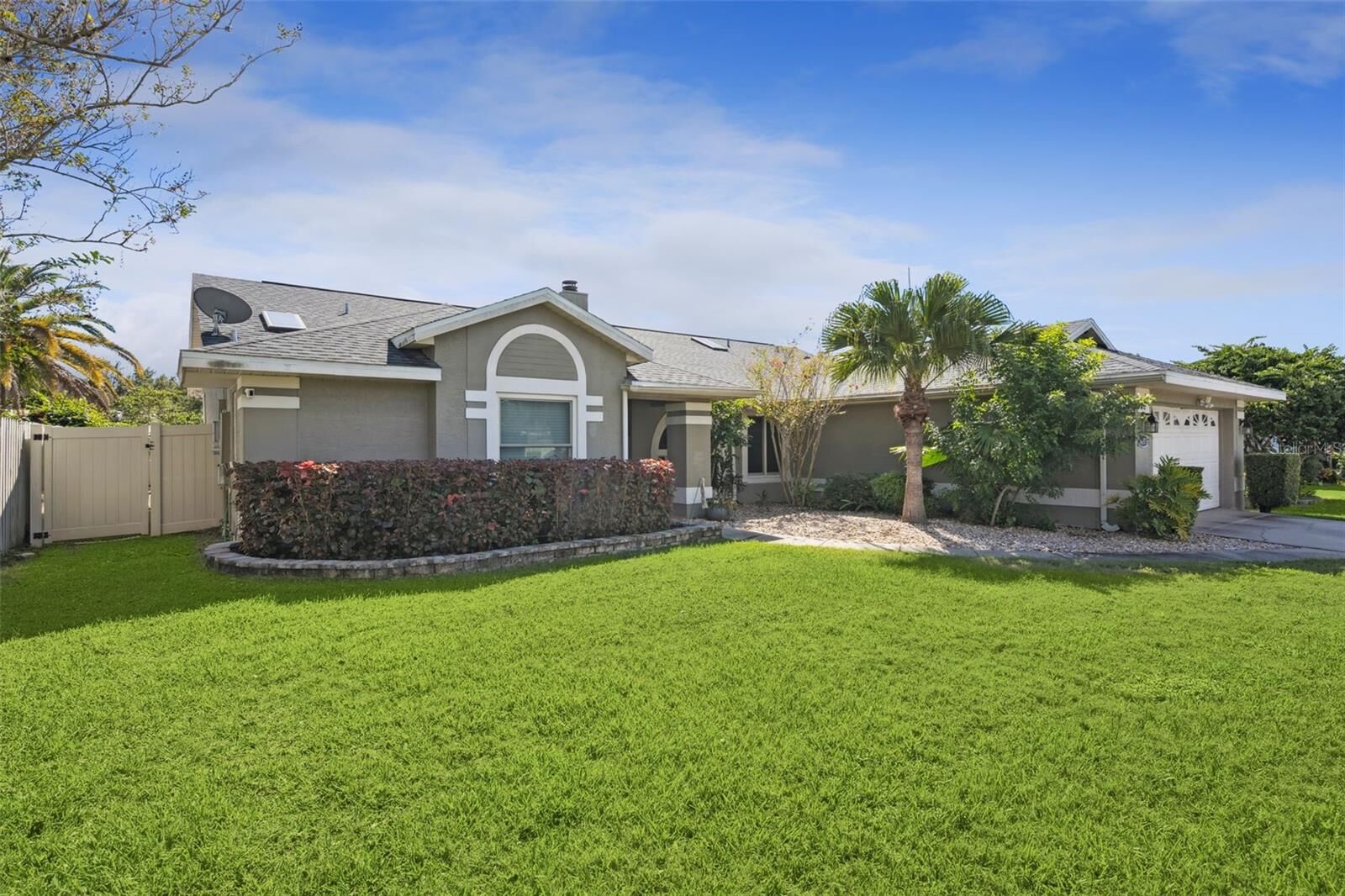 Property Photo: 4057 Kiawa Drive FL 32837