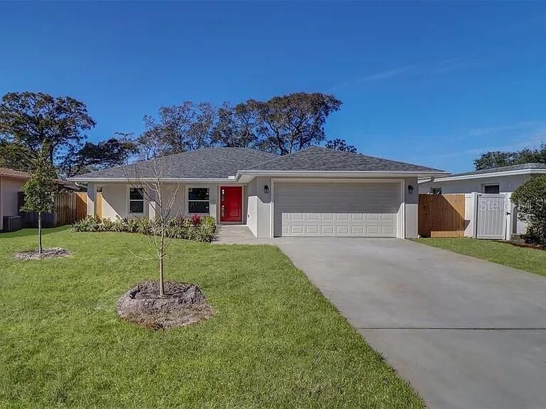 Property Photo: 1766 Murray Avenue FL 33755