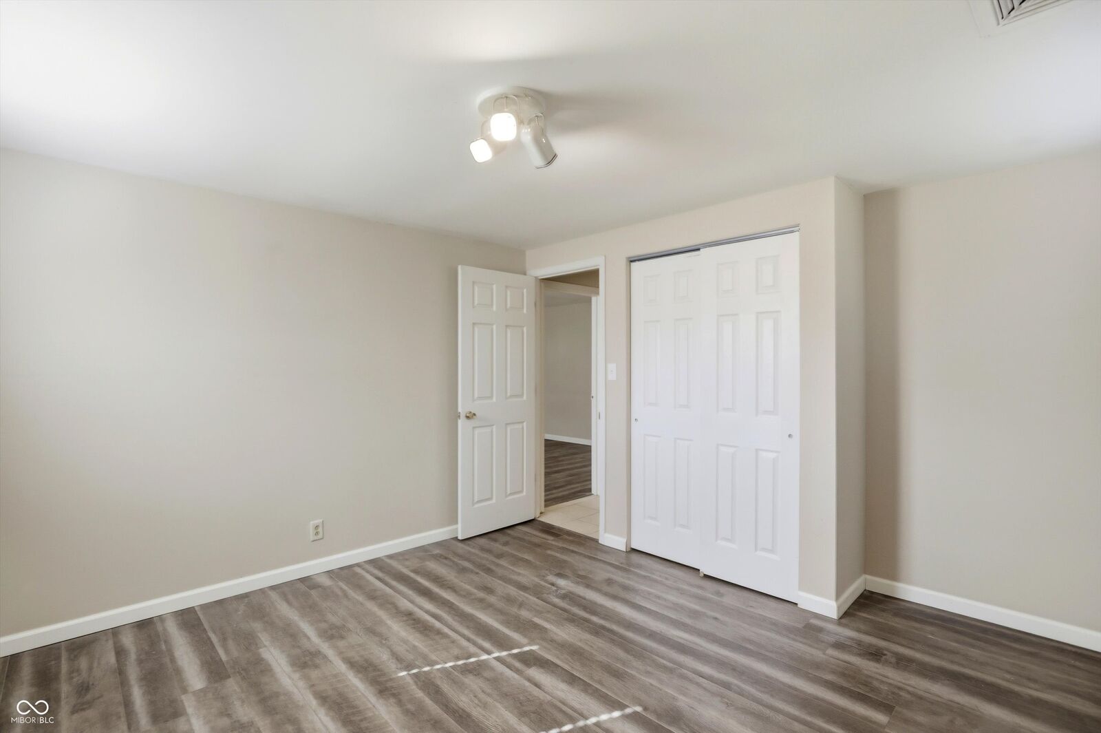 Property Photo: 1721 N Harbison Avenue IN 46219