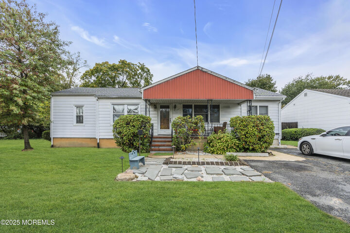 537 Park Avenue  Freehold NJ 07728 photo