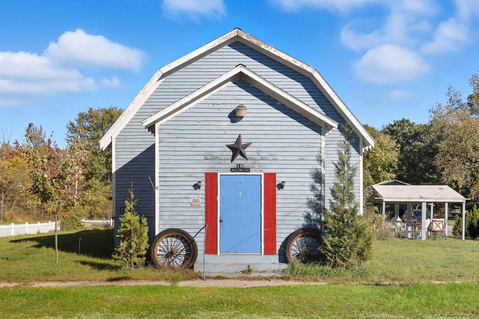 Property Photo:  149 S Clark Street  MI 48886 