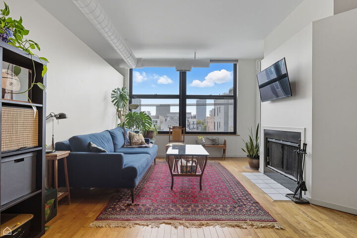 Property Photo:  525 N Ada Street 43  IL 60642