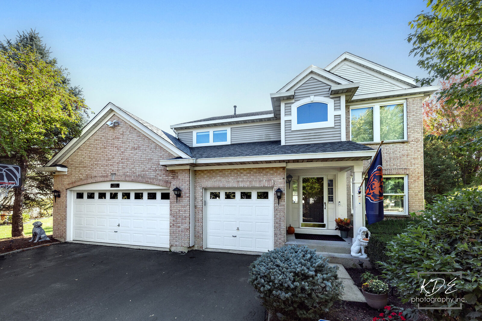 Property Photo: 2527 Boddington Lane IL 60564