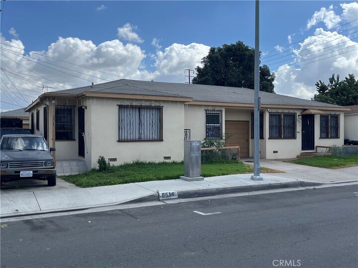 Property Photo: 5514 5514 Loma Vista CA 90270