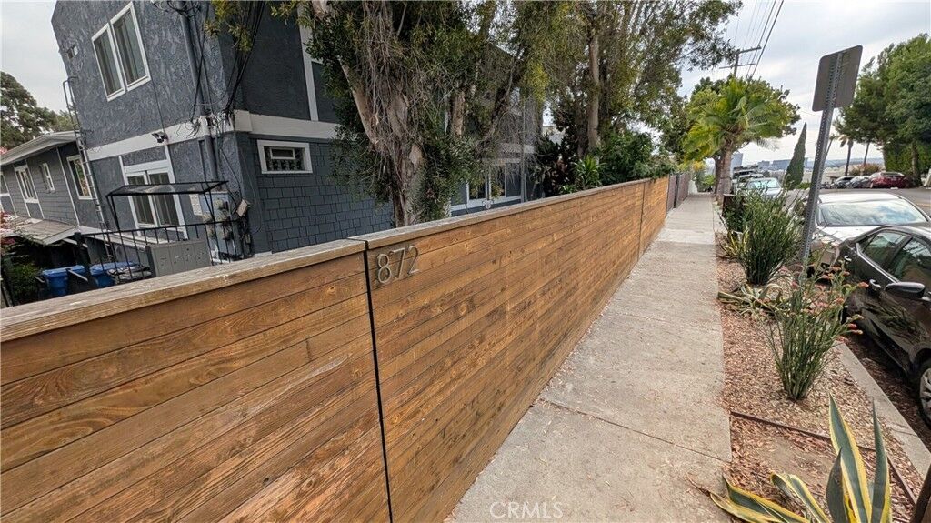 Property Photo: 872 Lucile Avenue A CA 90026