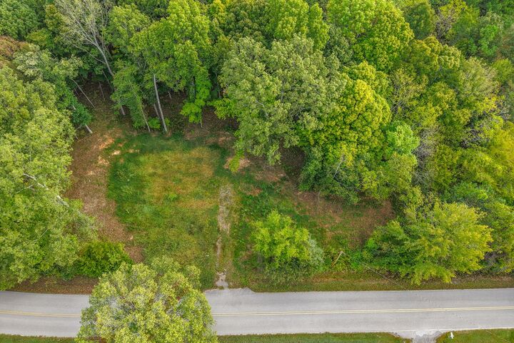 Property Photo:  4447 Baggett Hollow Rd  TN 37052 