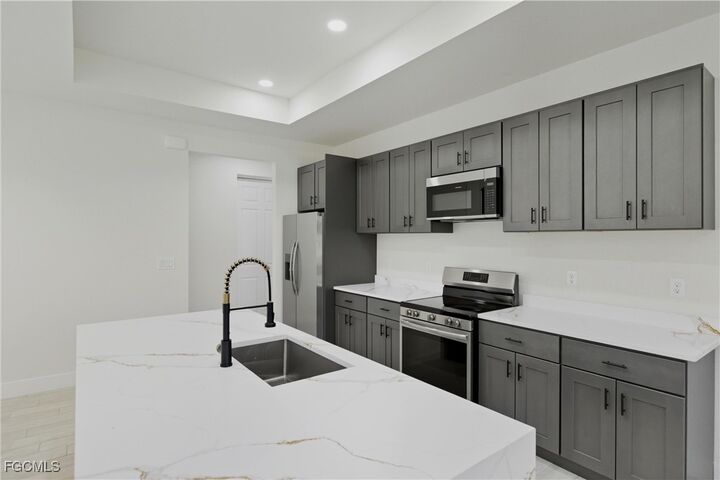 Property Photo:  2809 59th Street W  FL 33971