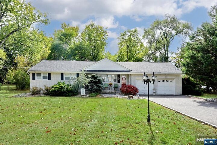 655 Ridgewood Road  Twp of Washington NJ 07676 photo