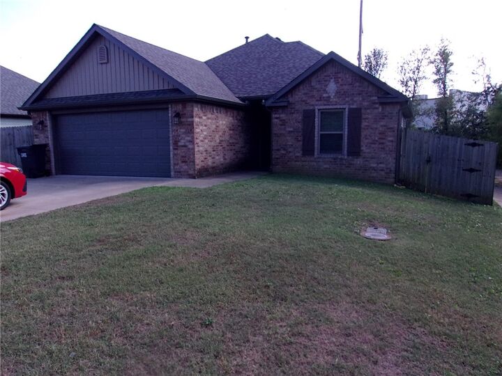 421 Lucian Lane  Springdale AR 72764 photo