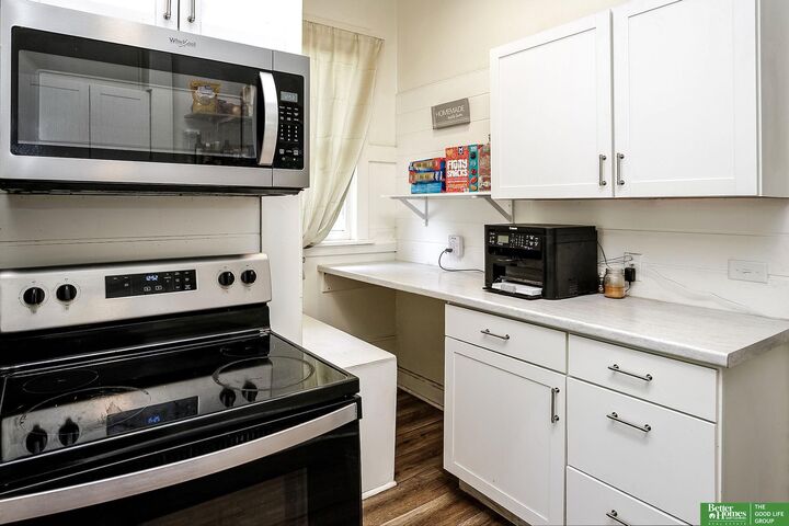 Property Photo: 2524 Fort Street NE 68111