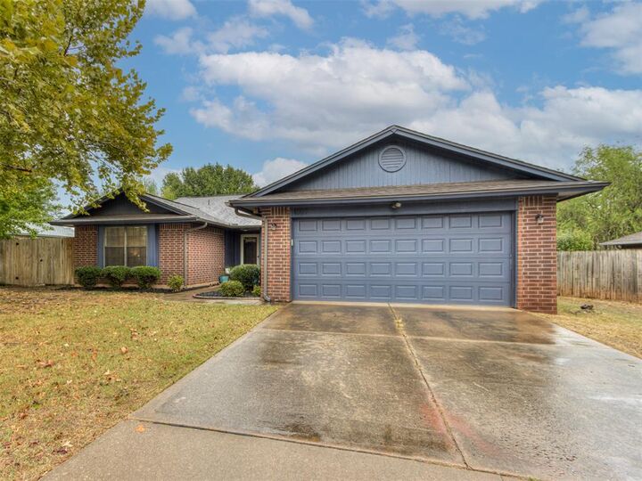 Property Photo: 1007 NW 170th Street OK 73012