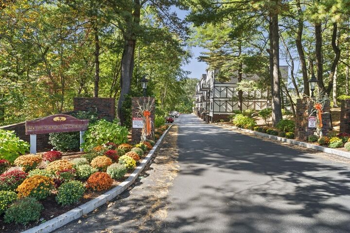 Property Photo:  9 Broadway 305  MA 01906 