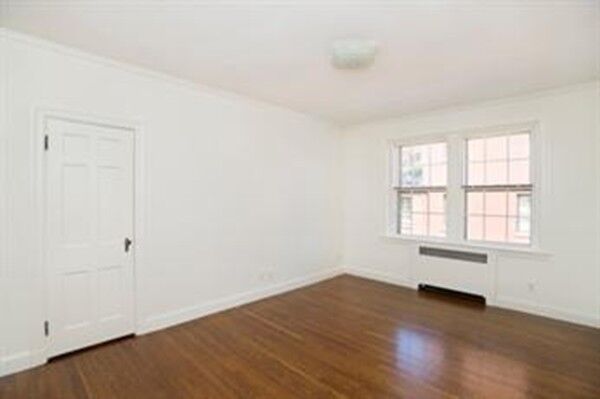 Property Photo:  92 Beacon 41  MA 02108 