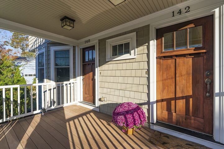 Property Photo:  142 Highland Ave 142  MA 02476 