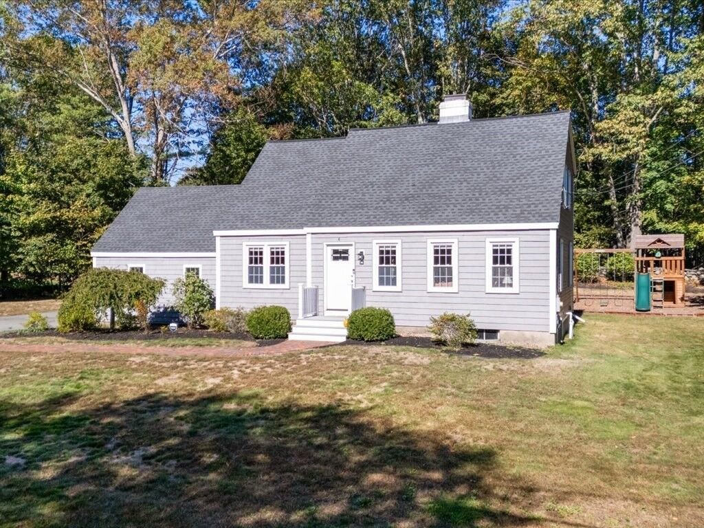 Property Photo:  4 Huron Road  MA 01720 