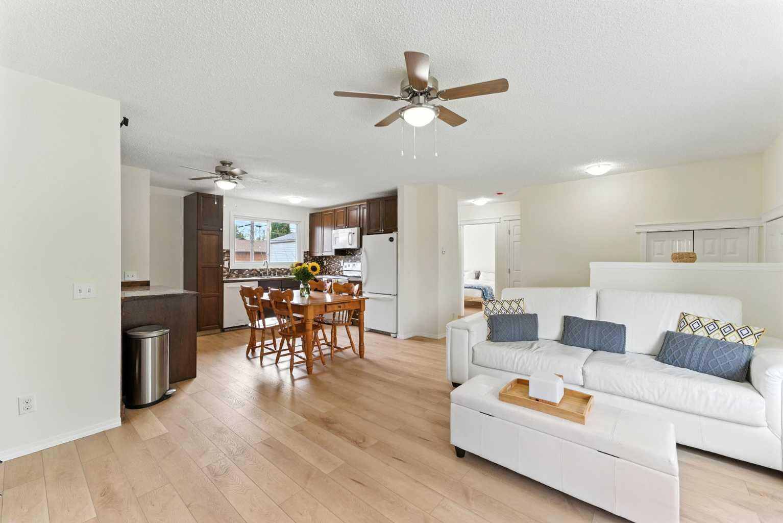 Property Photo: 228 Penswood Way SE AB T2A 4T3