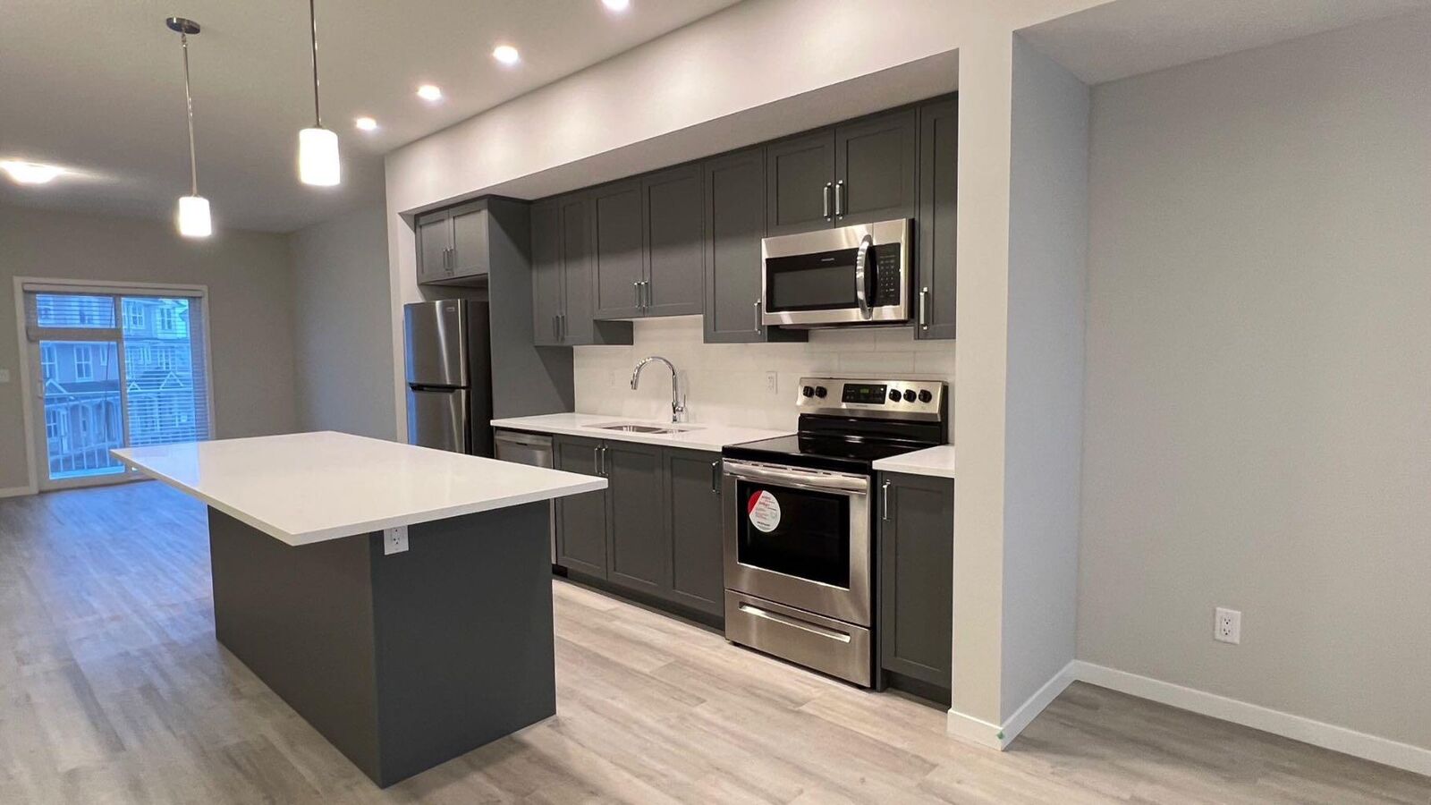 Property Photo: 608 Copperstone Manor SE AB T2Z 5G4