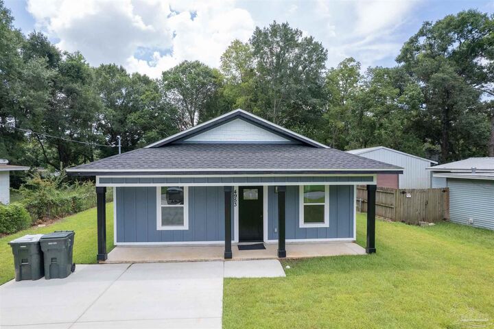 Property Photo: 4953 Martha Ave FL 32506