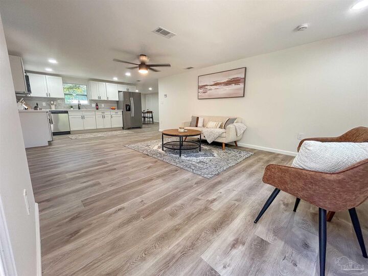Property Photo: 2857 Helen St FL 32504