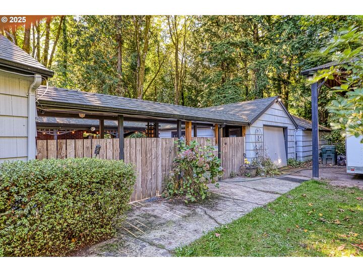 Property Photo:  3340 Arbor Dr  OR 97068