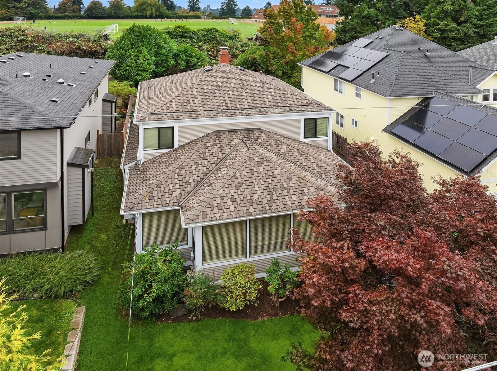 Property Photo: 7049 33rd Avenue NE WA 98115