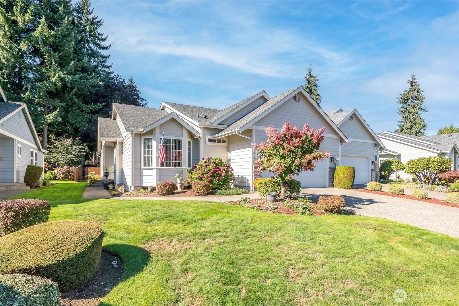 Property Photo: 11318 88th Avenue E WA 98373