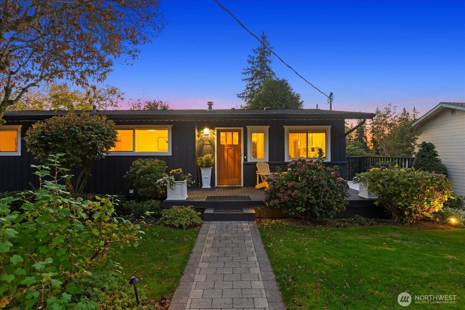 Property Photo: 19811 11th Avenue NW WA 98177