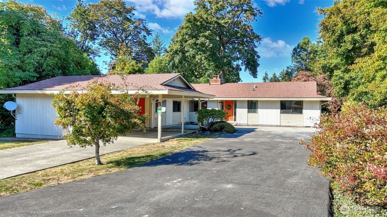 Property Photo:  14608 SE 181st Street  WA 98058 