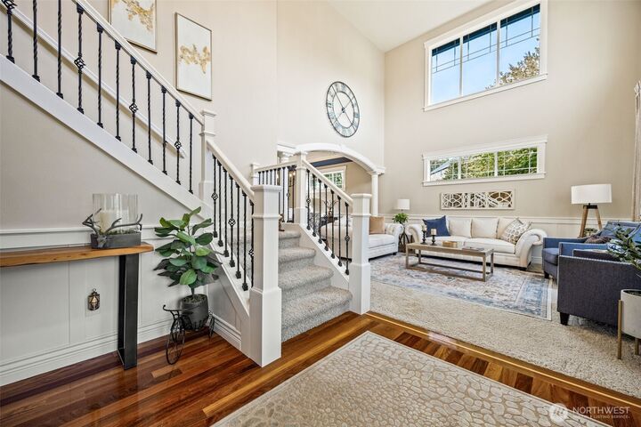 Property Photo: 9631 185th Drive SE WA 98290