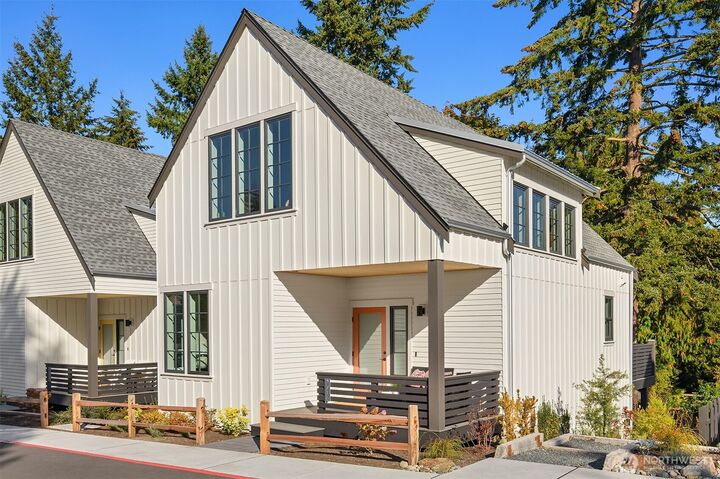 Property Photo: 2216 NE 125th Street WA 98125